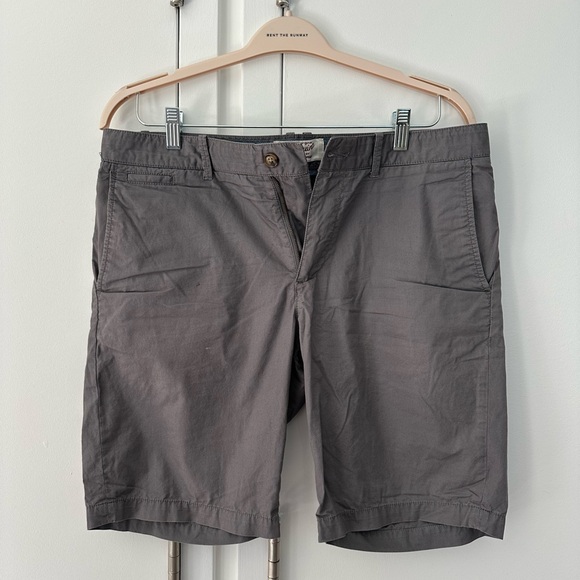 Original Penguin by Munsingwear Men's Gray Shorts size 34 - Picture 1 of 3